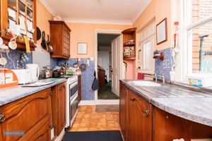 Kitchen- click for photo gallery